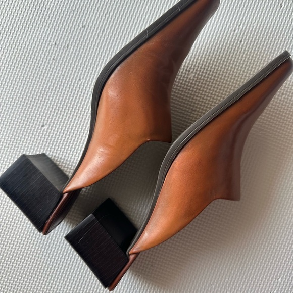 Jessica Tiffany Women’s Leather Brown Slip-On Healed Shoes Made in Brazil - Picture 8 of 11